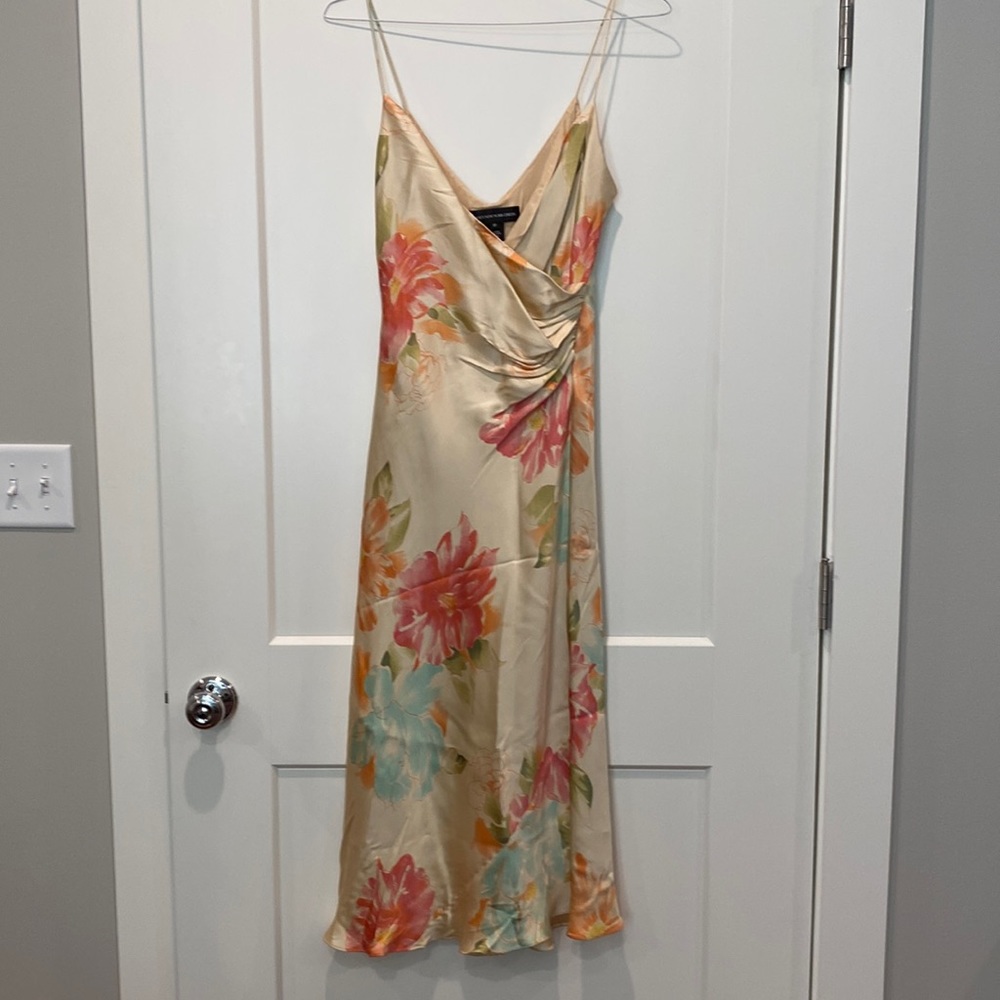 Sz 10, Jones New York, 100% silk, floral print dress.